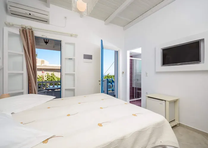 Aparthotel Anixis Naxos City