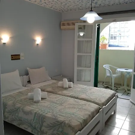 Anixis Aparthotel