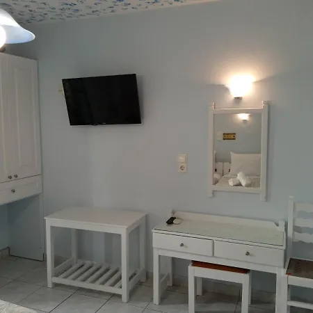 Aparthotel Anixis Naxos City
